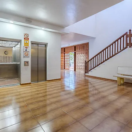 아파트 Buenavista Park Royal 아데제