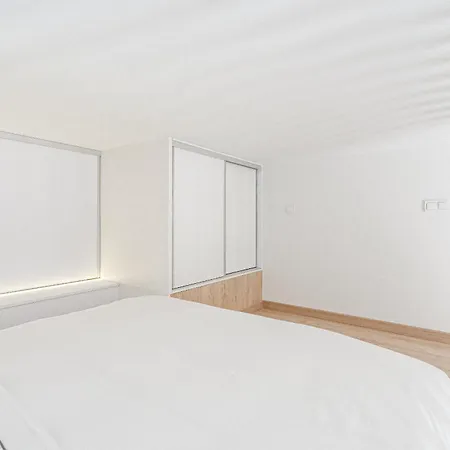 Buenavista Park Royal 아파트